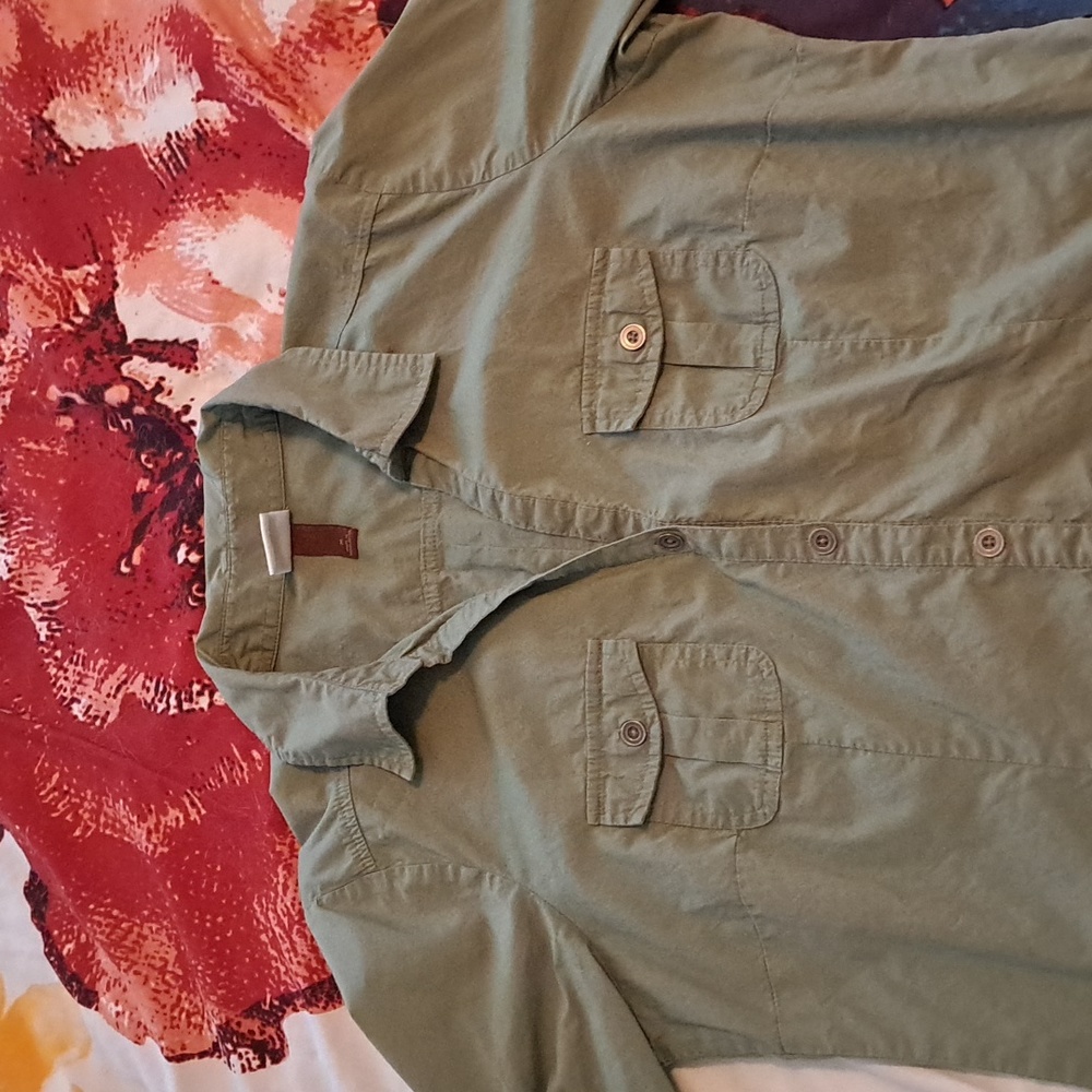 Super soft 97% cotton camp shirt in washed olive color.